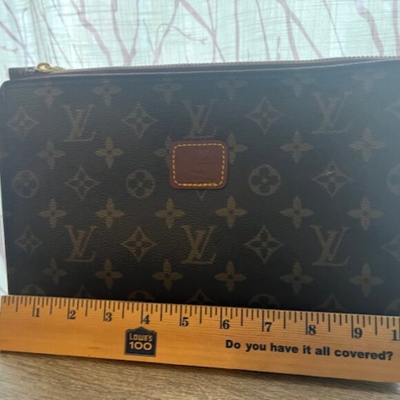 Vintage Louis Vuitton Set of 2 Cosmetic Pouches – Classic Monogram Canvas - Picture 3 of 8